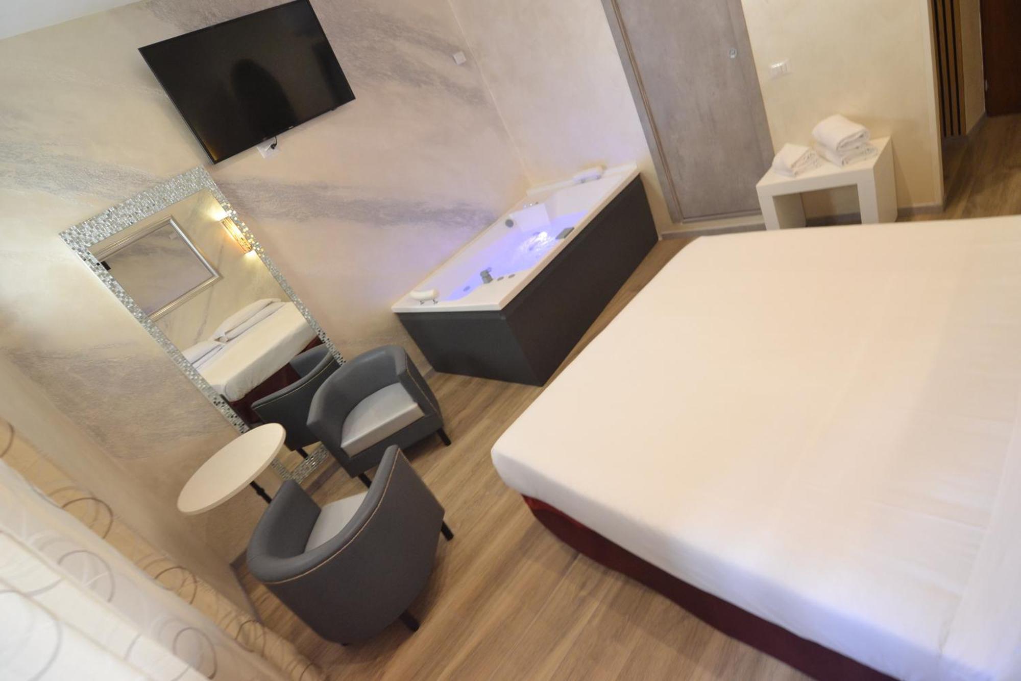 Hotel Santa Prassede Roma Ngoại thất bức ảnh